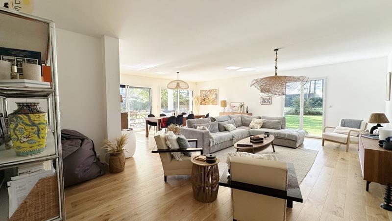 Villa - 192 m² - 6 pièces