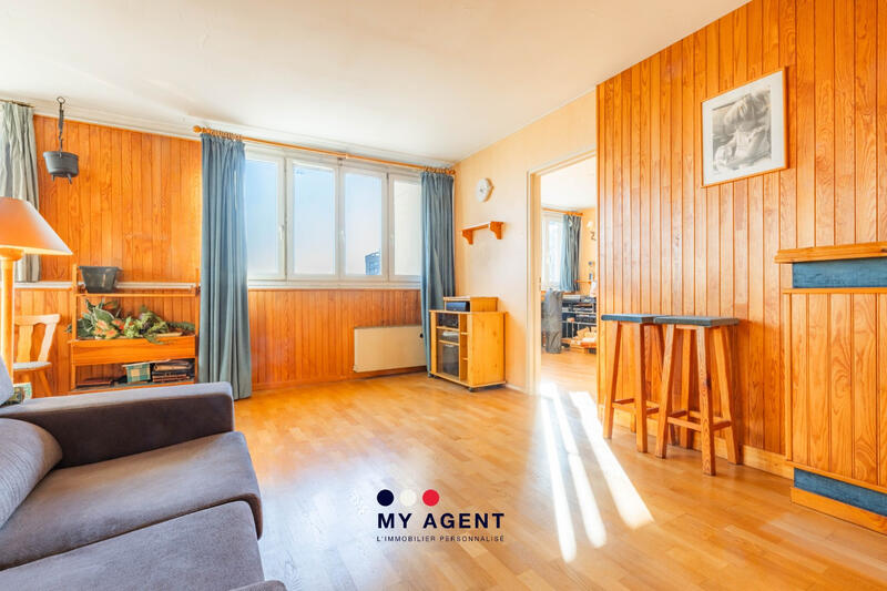 Appartement - 93 m² - 5 pièces