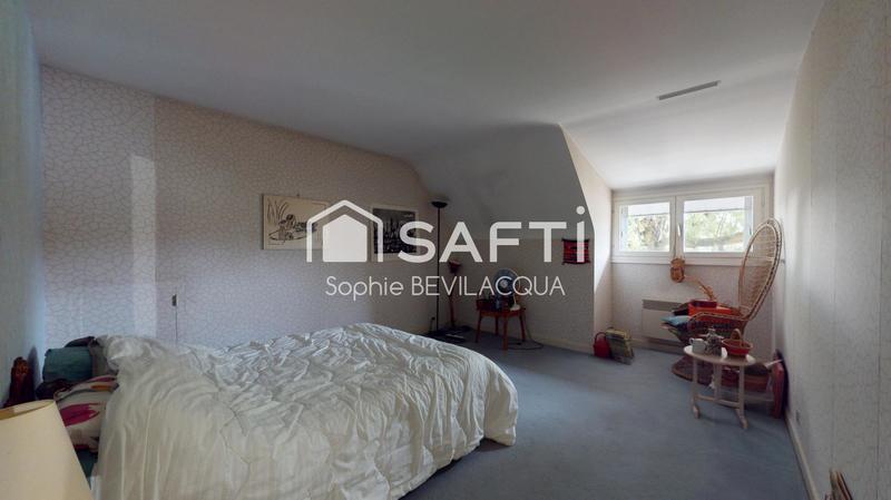 Maison - 191 m² - 7 pièces