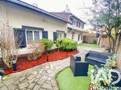 Maison - 97 m² - 4 pièces