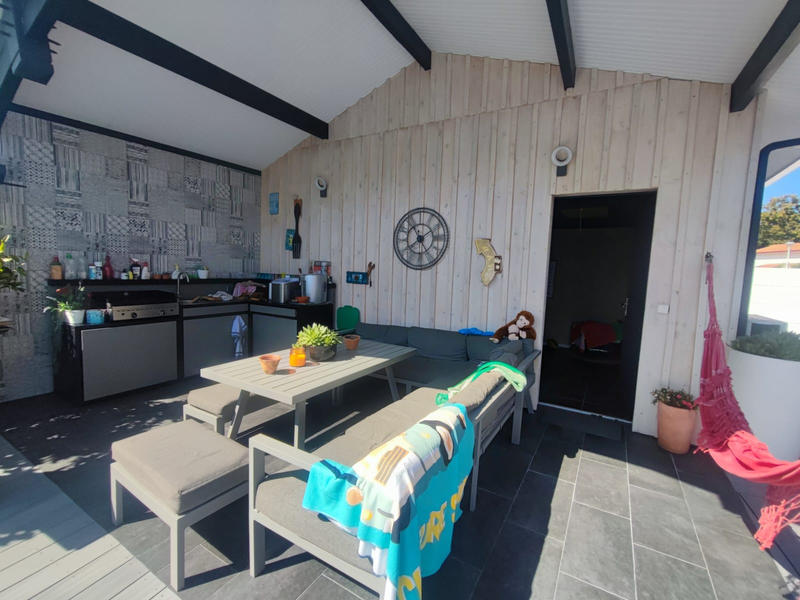 Propriété - 90 m² - 4 pièces