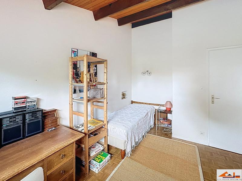 Maison - 179 m² - 6 pièces