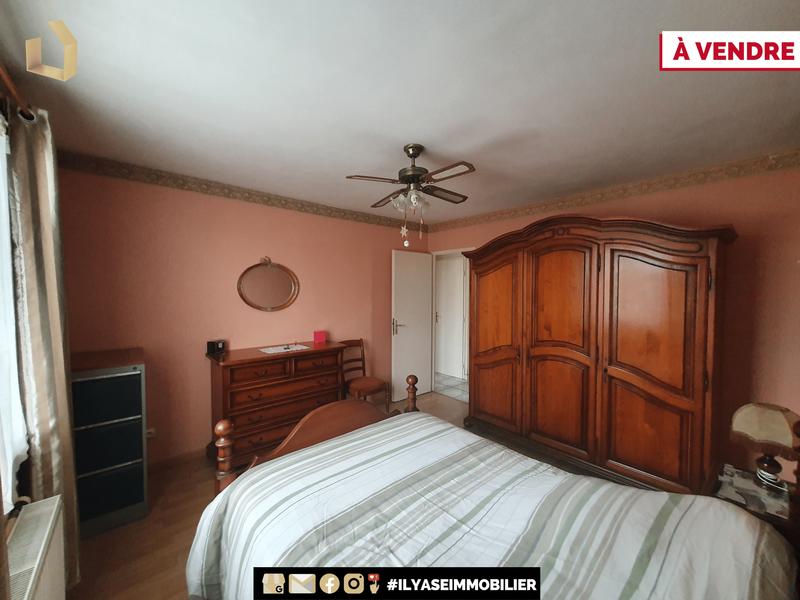 Maison - 159 m² - 7 pièces