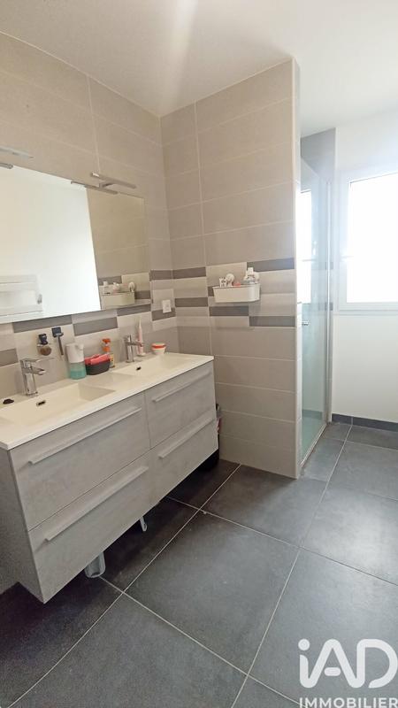 Maison - 183 m² - 8 pièces