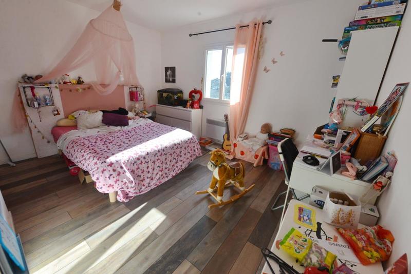 Maison - 183 m² - 5 pièces