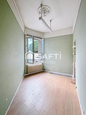 Bureau - 154 m² - 9 pièces