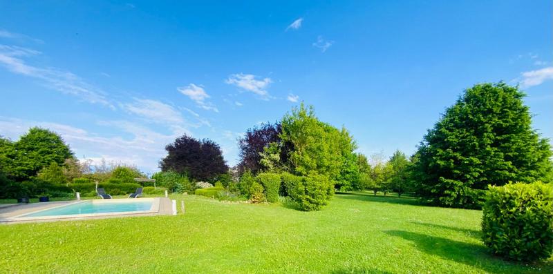 Villa - 200 m² - 7 pièces