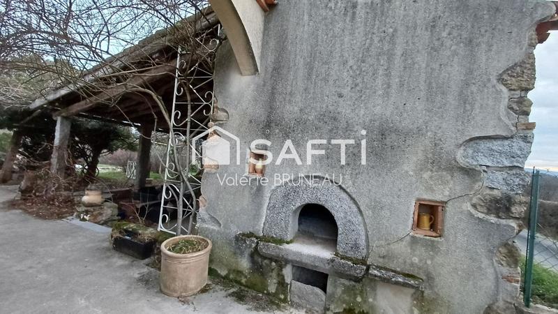 Maison - 250 m² - 10 pièces