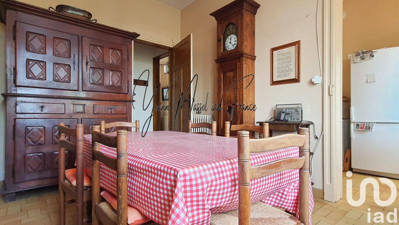 Maison - 233 m² - 9 pièces