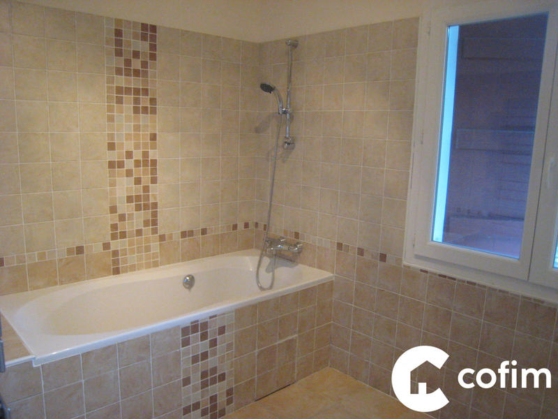 Maison - 158 m² - 6 pièces