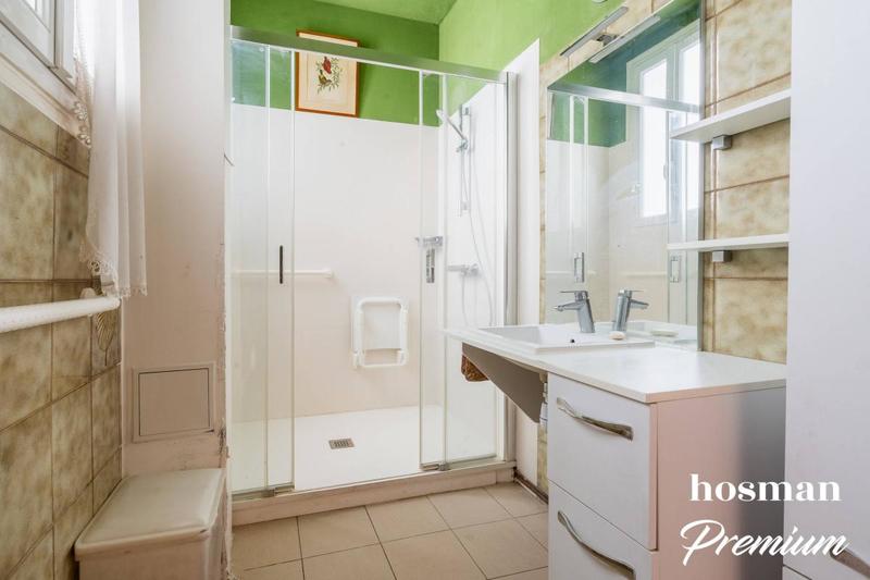 Appartement - 190 m² - 6 pièces