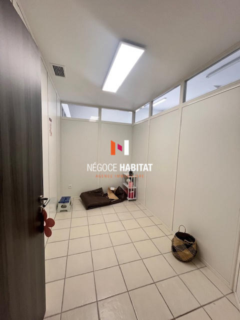 Local commercial - 285 m²