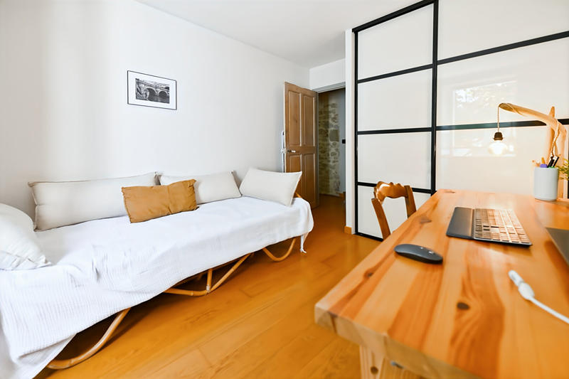 Maison - 99 m² - 6 pièces