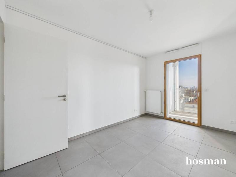 Appartement - 84 m² - 4 pièces