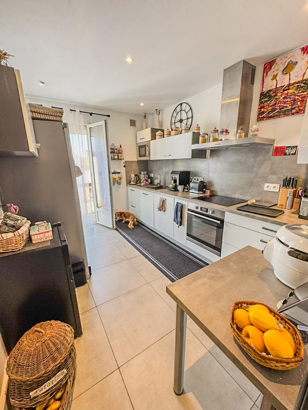 Appartement - 75 m² - 3 pièces