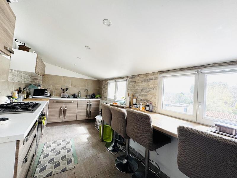 Appartement - 69 m² - 3 pièces