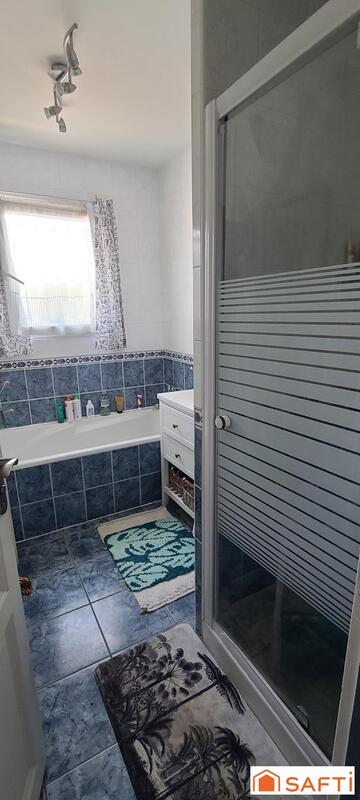 Maison - 140 m² - 6 pièces