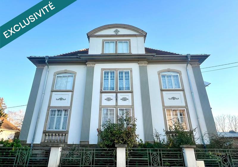 Maison - 238 m² - 9 pièces