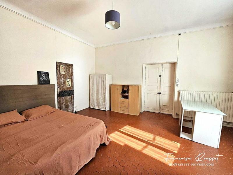 Maison - 268 m² - 7 pièces