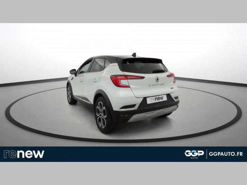 Renault Captur E-Tech full hybrid 145 Techno fast track