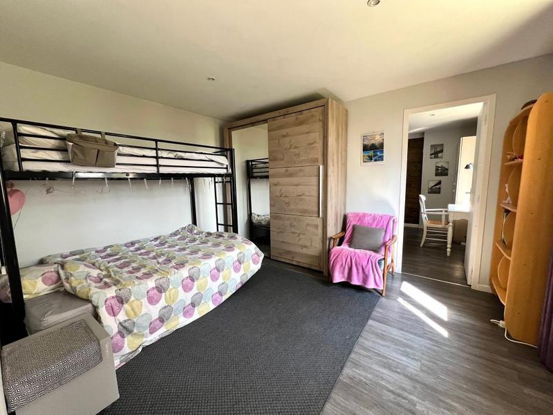 Maison - 230 m² - 6 pièces