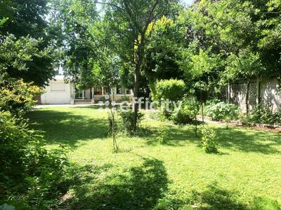 Maison - 287 m² - 8 pièces