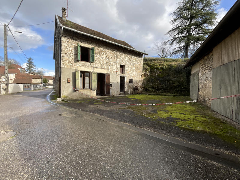 Maison de village - 80 m² - 4 pièces