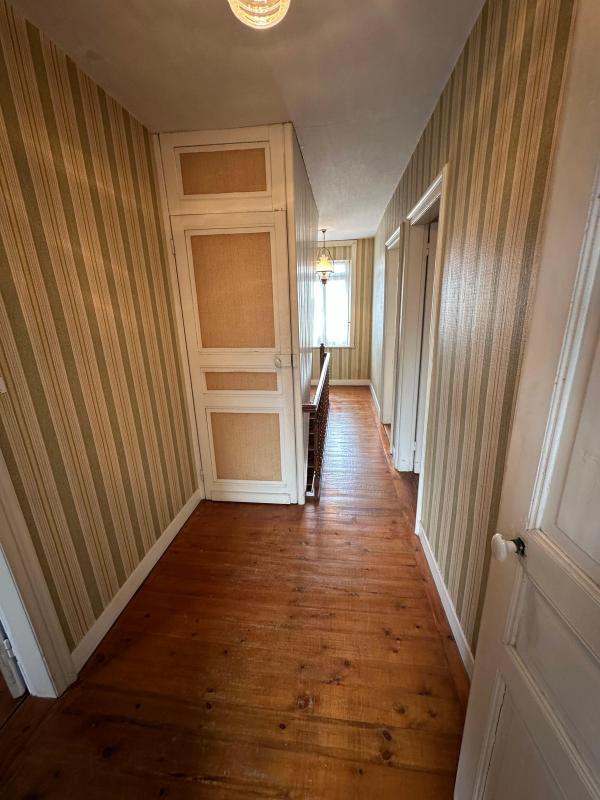 Maison - 159 m² - 5 pièces