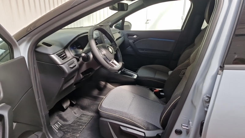 Renault Captur techno E-Tech full hybrid 145