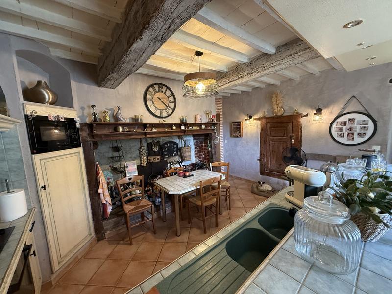 Maison ancienne - 161 m² - 6 pièces