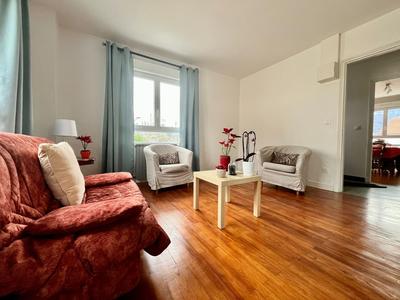 Maison - 151 m² - 6 pièces