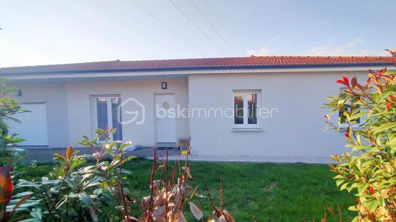 Maison traditionnelle - 106 m² - 5 pièces