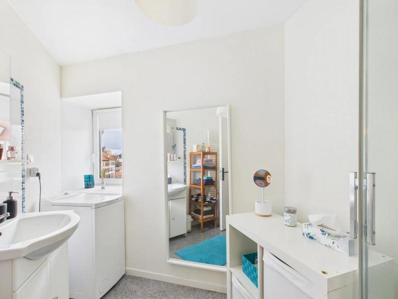 Appartement - 84 m² - 5 pièces