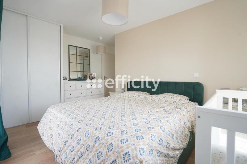 Appartement - 90 m² - 4 pièces