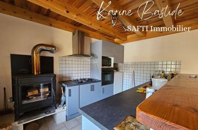 Maison - 75 m² - 5 pièces