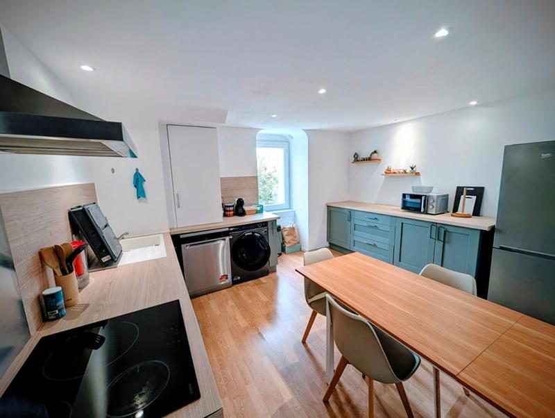 Appartement - 84 m² - 2 pièces