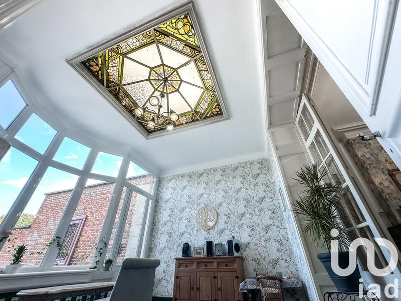 Maison - 210 m² - 9 pièces