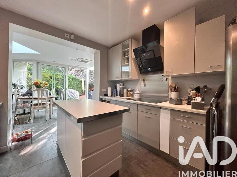 Maison - 162 m² - 6 pièces