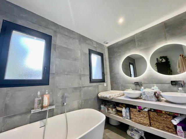 Villa - 110 m² - 4 pièces