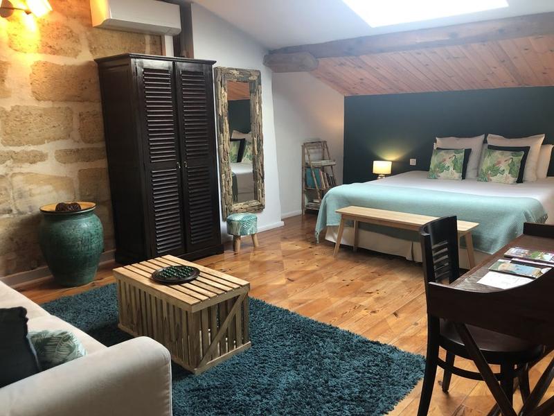 Demeure - 432 m² - 10 pièces