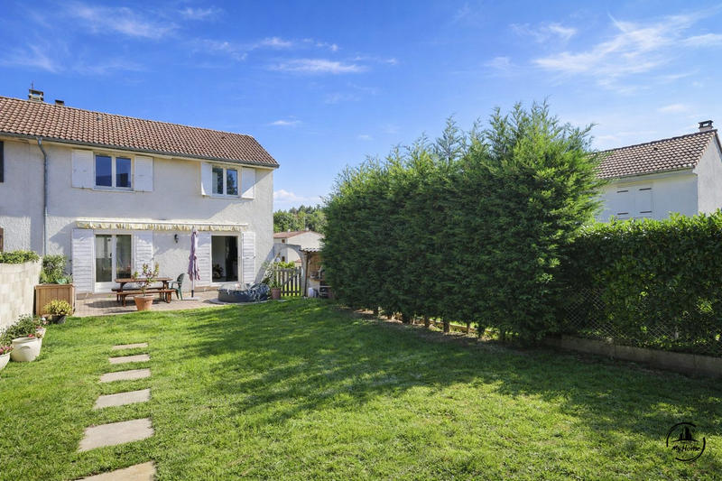 Maison - 88 m² - 5 pièces