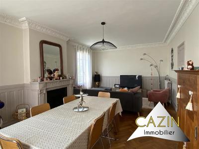 Maison - 245 m² - 10 pièces