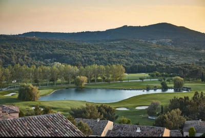 Maison - 198 m² - 7 pièces