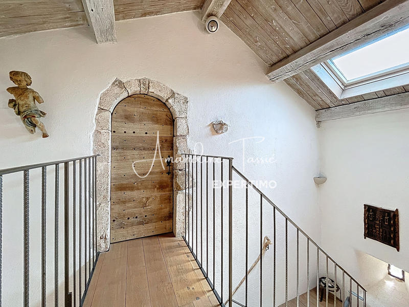 Maison - 224 m² - 8 pièces