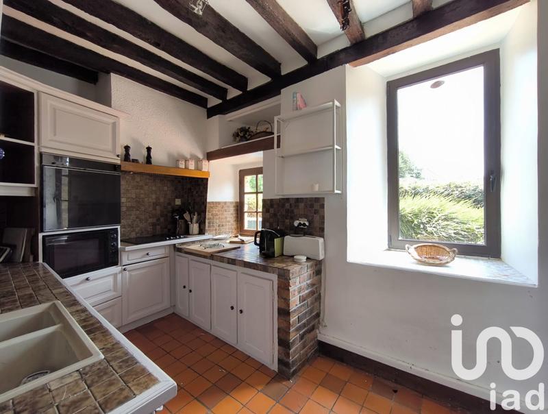 Maison - 230 m² - 9 pièces