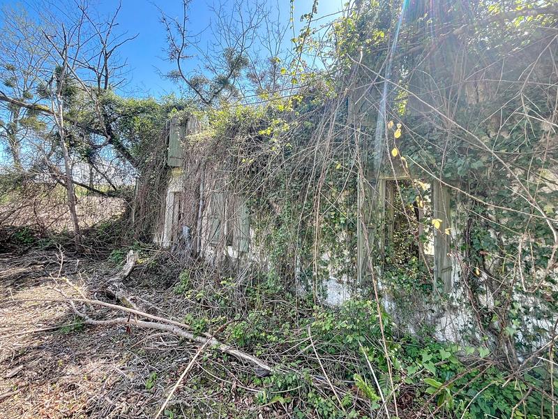 Terrain constructible - 2 361 m²