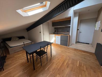 Studio - 25 m² - 1 pièce