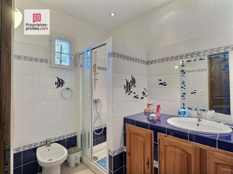 Villa - 143 m² - 6 pièces