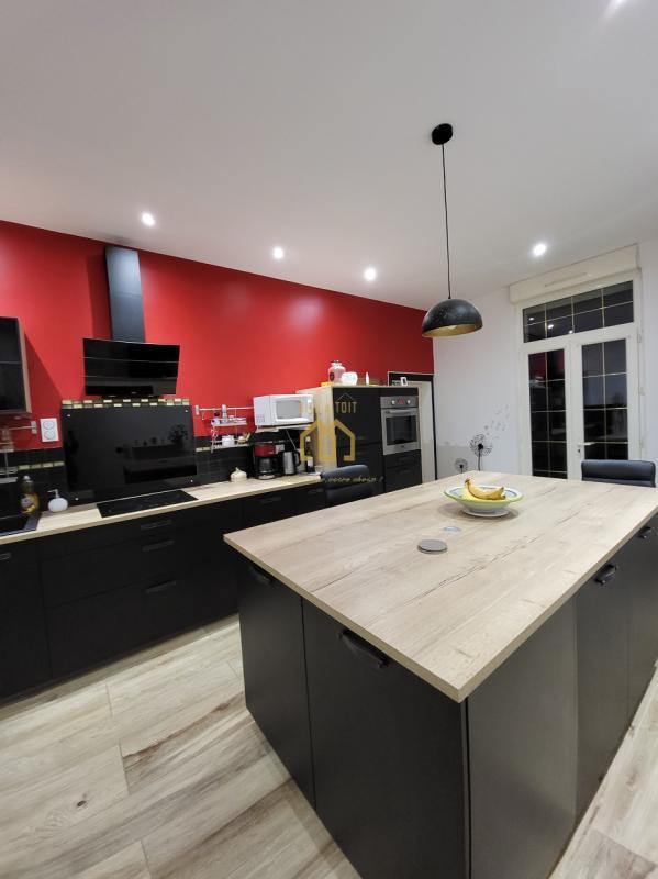 Propriété - 173 m² - 6 pièces