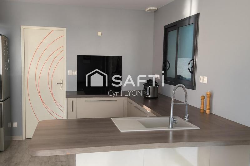 Maison - 120 m² - 5 pièces